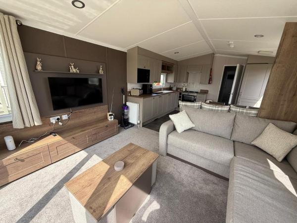 Foto 6: Paddocks 24 - Coastfields Holiday Village - Meadow Lakes Caravan Hire