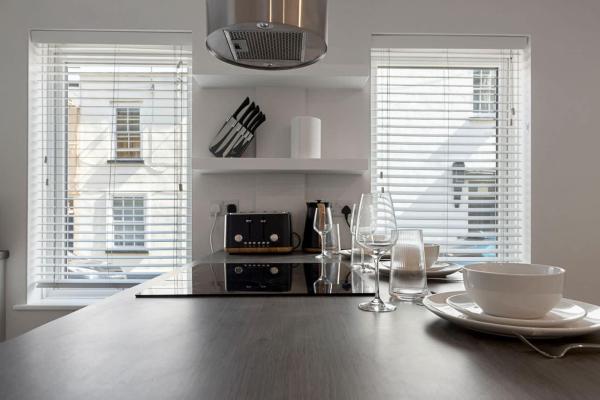 Foto 6: Exeter Escape - City Centre Apartment- Short Stays UK Ltd