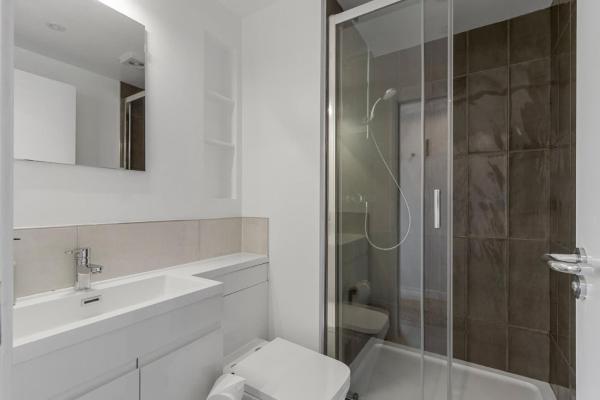 Foto 8: Exeter Escape - City Centre Apartment- Short Stays UK Ltd