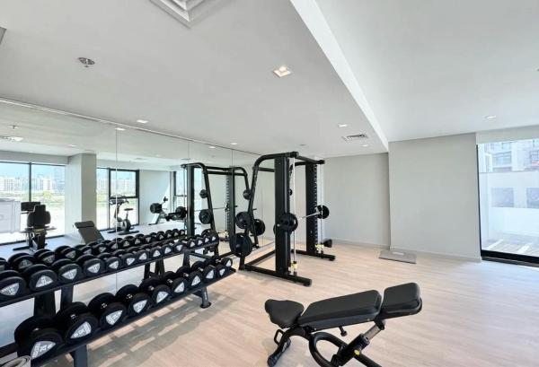 Bloomfields Modern 2br Azizi Gardens, Dubai