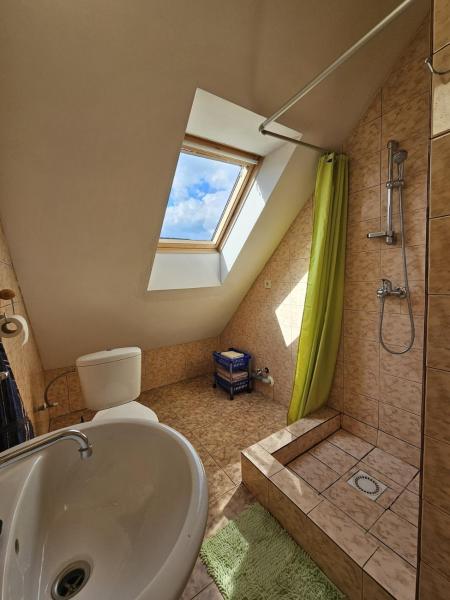 Фотография 6: Spacious accommodation by the mountains - 9 beds