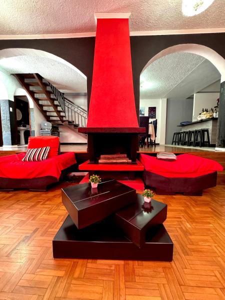 La photo montre l'objet Casa familiar en centro de Quito situé dans la ville de Quito.
