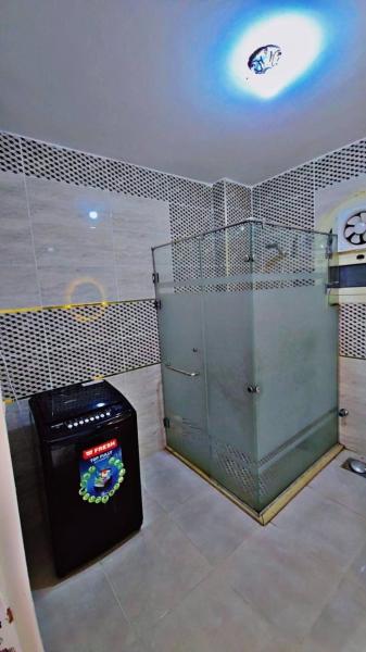 Apartamento de 1 dormitorio — 250 m² - اكتوبر
