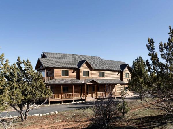 Na fotografii je vidět objekt Western Cabin Surrounded by Sublime Natural Beauty near Zion National Park in Utah nacházející se ve městě Springdale.