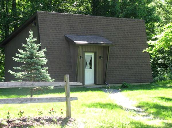 A la foto es mostra l'objecte Inviting Cottage Rental Surrounded by Peaceful Countryside in Jamestown, Pennsylvania situat a la ciutat de Williamsfield.