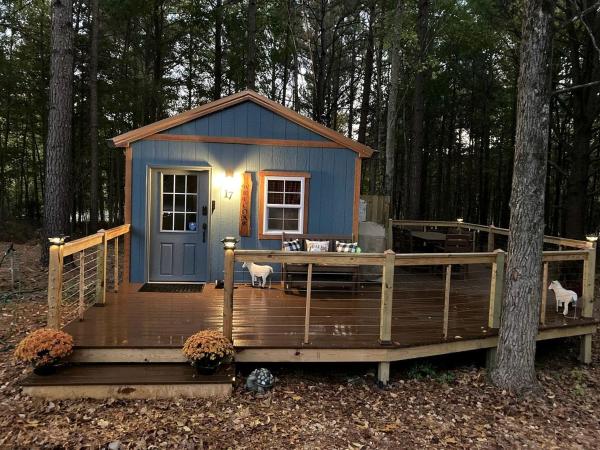 Cozy Cabin Near Kentucky Lake - Amazing Glamping Rental In Big Sandy, Tennessee - Kentucky Lake