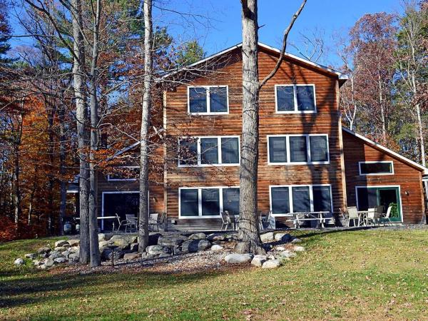 照片显示了位于Cragsmoor市的Enormous Family-Friendly Cabin Rental in Shawangunk Mountains, New York物件。