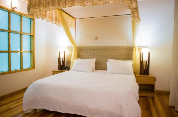 Hotel ikoro, Nyakabande
