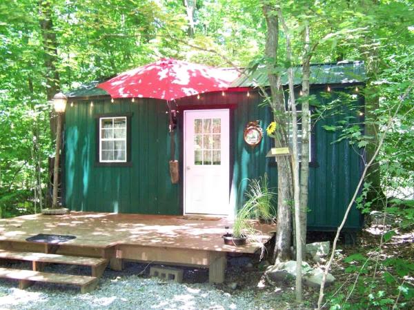 Secluded Watertree Tiny House Near Old Hickory Lake – Private Deck, Trails & Breakfast - Gallatin, TN