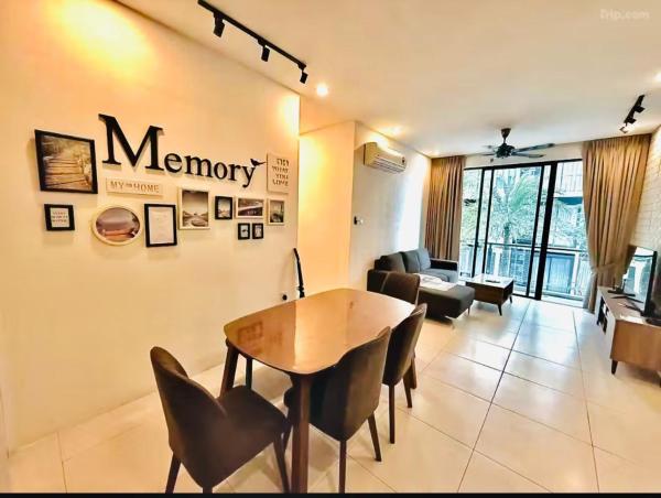 Foto 2: Chic & Cozy homestay at Galacity Kuching