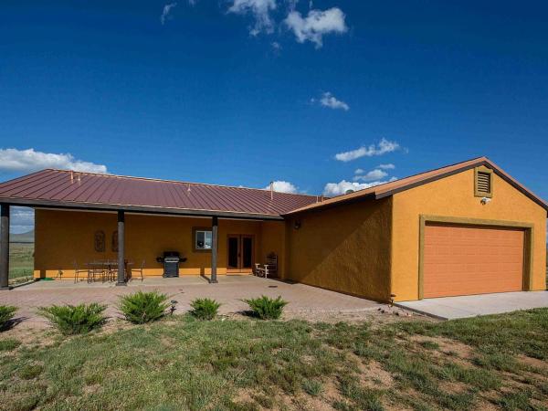 Na fotografii je vidět objekt Secluded Cottage Rental with Gorgeous Rural Views in Arizona Wine Country nacházející se ve městě Elgin.