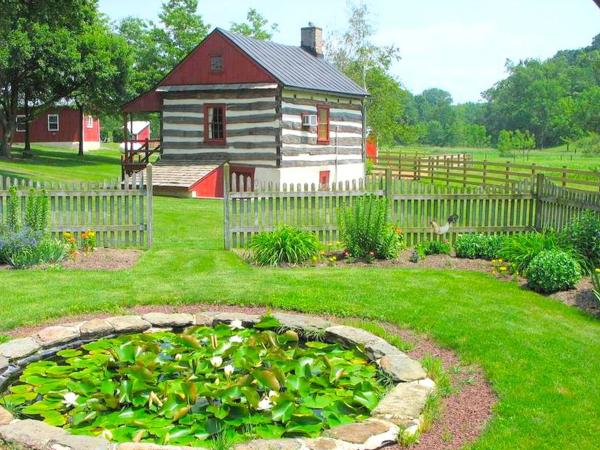 The photo shows the Secluded and Rustic Cabin with a Private Deck near Reading, Pennsylvania located in the city of Robesonia.