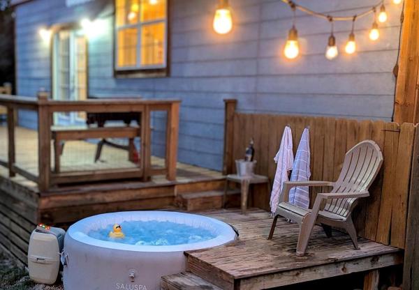 Φωτογραφία 2: Tiny House with Amazing Views and Private Hiking Trails in Hill Country, Texas