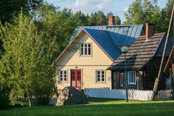Na zdjęciu widoczny jest obiekt Rosma Mill Holiday House położony w mieście Soesaare.