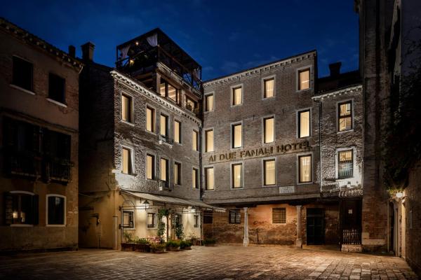 Ai Due Fanali Adults Only, Venecia