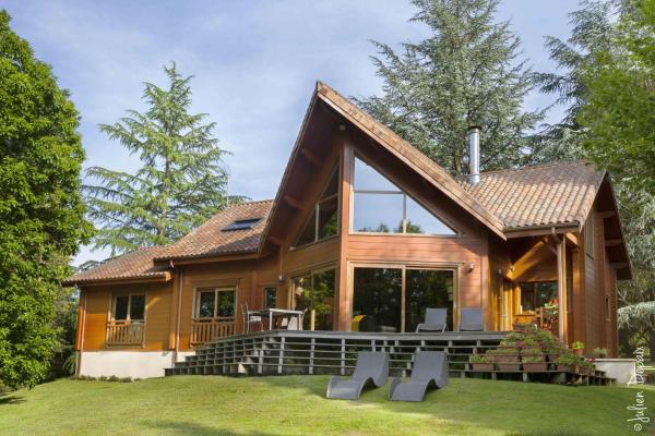 Nella foto è visibile l'oggetto Chambres d'Hôtes Le Chalet situato nella città di Le Vigen.