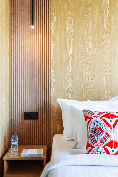 SORA Apartments Mirabad Avenue 78