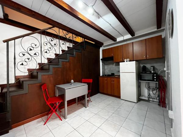 Giupa's Second Home - Catane