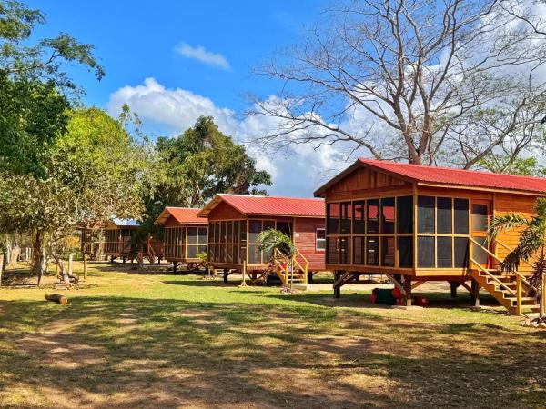 Carmelita River Cabins - 벨리즈
