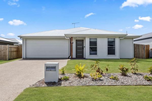 Brand New Central Stylish Home - Hervey Bay
