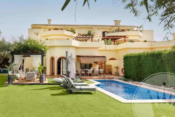 A la foto es mostra l'objecte La Manga Club El Coto del Golf Apartment 454 situat a la ciutat de Atamaría.