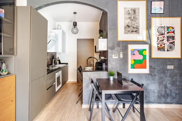 Kuvassa näkyy kohde Appartamento Design - Vicino Centro Monza - Fast Wifi - Parcheggio, joka sijaitsee kaupungissa Muggiò.