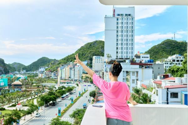 Phoenix Flower Hotel & Travel - Cat Ba