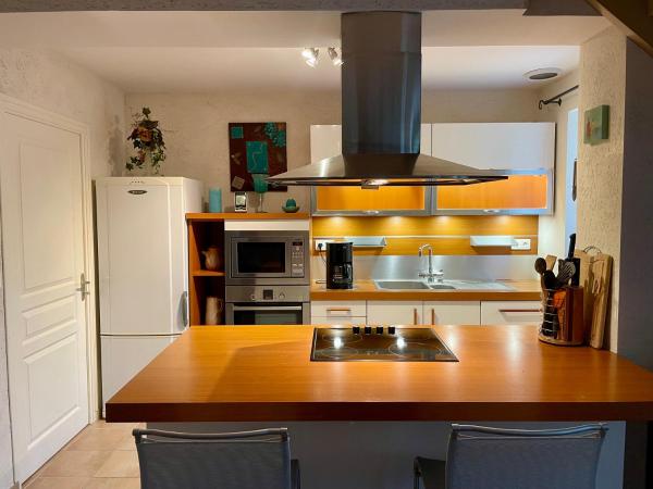 A la foto es mostra l'objecte Penty 4 personnes coeur Monts d'Arrée situat a la ciutat de Brennilis.