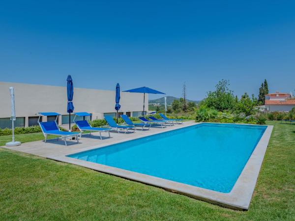 A la foto es mostra l'objecte Apartment Suites Sunny Hill-5 by Interhome situat a la ciutat de Murtais.