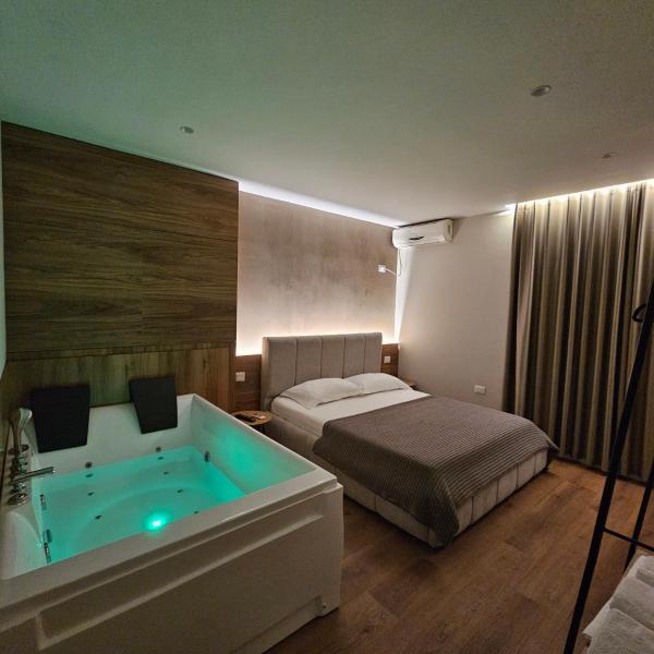 Jacuzzi Living Tirana Center 2 - Tirane