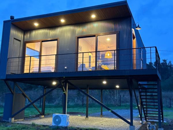 Na fotografii je vidět objekt Loft Fario y Arcoíris, Naturaleza y Descanso con acceso al río nacházející se ve městě Santa María Línea.