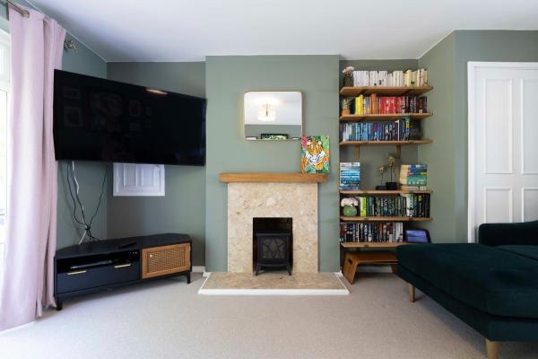 A la foto es mostra l'objecte Haywards Heath 2BR House w Parking situat a la ciutat de Lindfield.