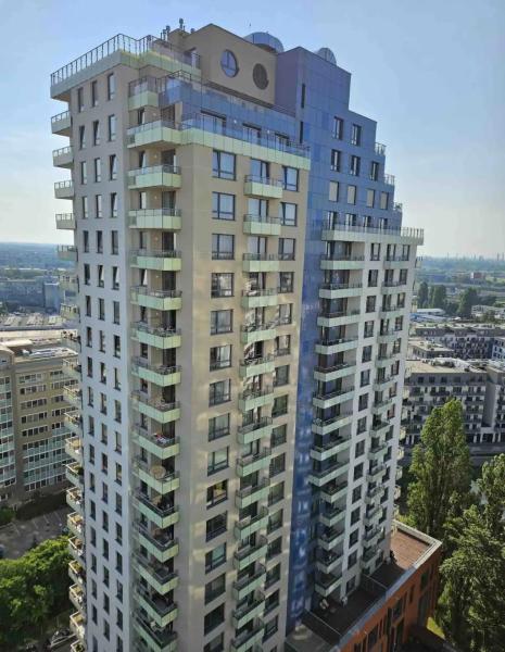 Na zdjęciu widoczny jest obiekt Amazing view-18th floor-2 bedrooms flat - free parking położony w mieście Trnávka.