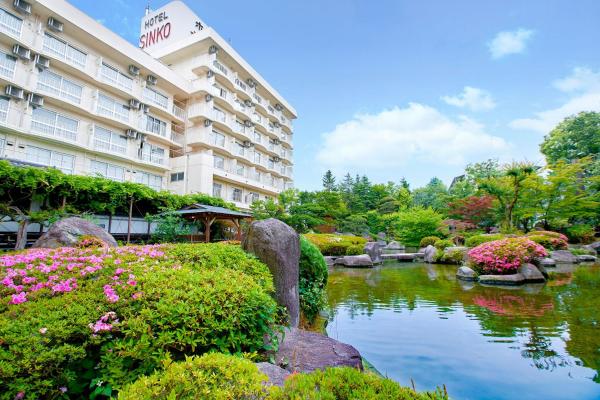 På billedet ses objektet Ooedo Onsen Monogatari Hotel Shinko beliggende i byen Isawa.