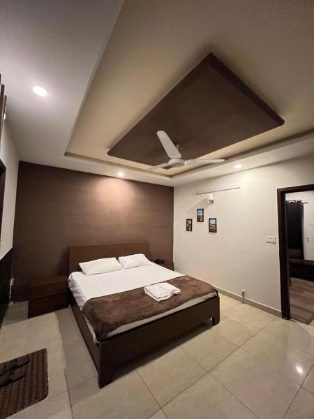 Cozy 1-Bed Apartment in Islamabad - Self Check-In, Kitchen & Balcony, Islamabad