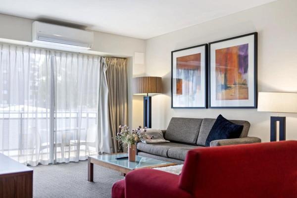 Nella foto è visibile l'oggetto 2 Bedroom 2 Bathroom Apartment in the Heart of Perth CBD situato nella città di Perth.