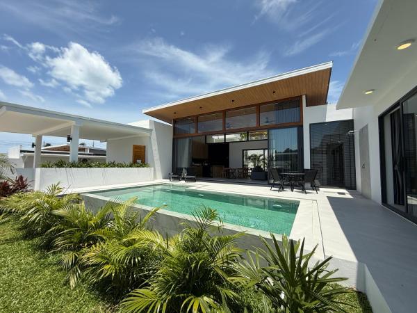 A la foto es mostra l'objecte Villa Ania situat a la ciutat de Amphoe Koh Samui.