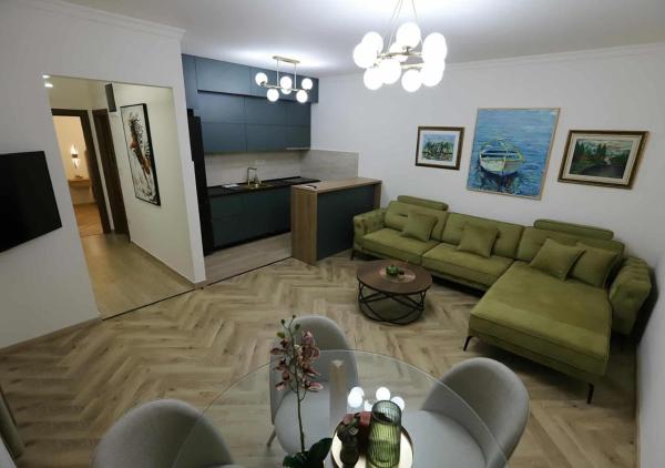 Stay Point Jerry, Podgorica
