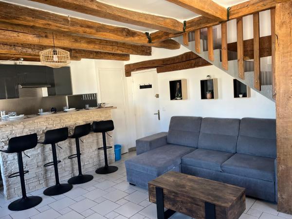 A la foto es mostra l'objecte Duplex modern and cosy CDG, Astérix situat a la ciutat de Vémars.