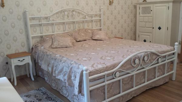 På billedet ses objektet Elegance Residence beliggende i byen Timişoara.