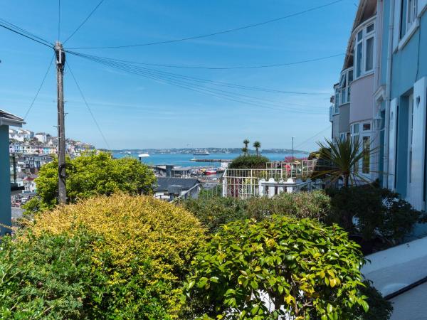 A la foto es mostra l'objecte Steps End situat a la ciutat de Brixham.