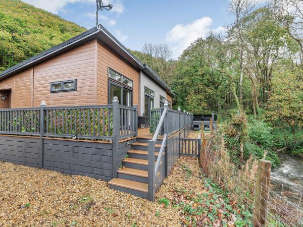 A la foto es mostra l'objecte The Powys Lodge situat a la ciutat de Llanina.