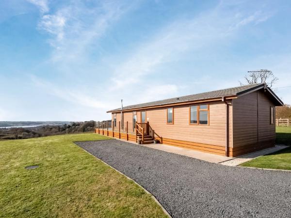 På billedet ses objektet Oakwood Lodge beliggende i byen Lochwinnoch.