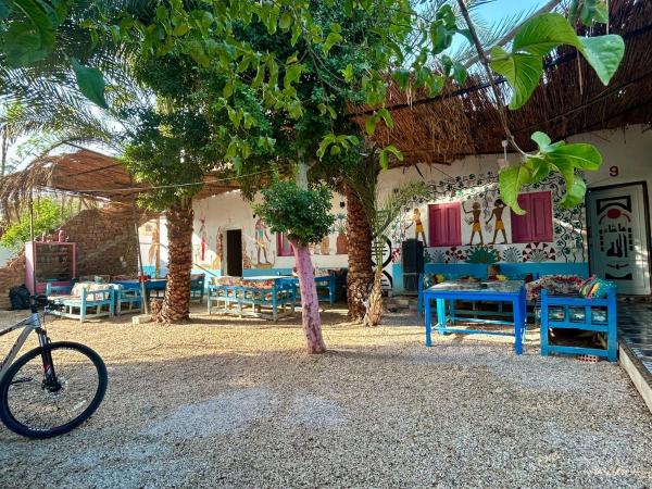 A la foto es mostra l'objecte Al Salam Camp situat a la ciutat de Luxor.