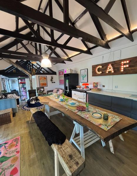 Goldings Detached Barn Farm Stay - Stevenage