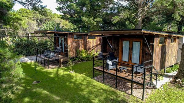Na fotografii je vidět objekt Arauca Lodge nacházející se ve městě Villa Ventana.