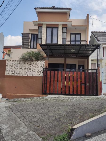 Villa Jenggala Batu Private Pool 3 Bedroom - Batu