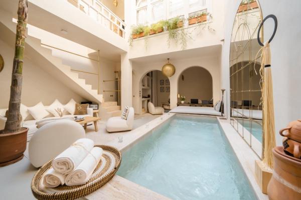 A la foto es mostra l'objecte Riad Dar Sary Marrakech médina privé 3 chambres situat a la ciutat de Marràqueix.