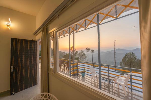 Orophile Retreat Resort - Uttarakhand