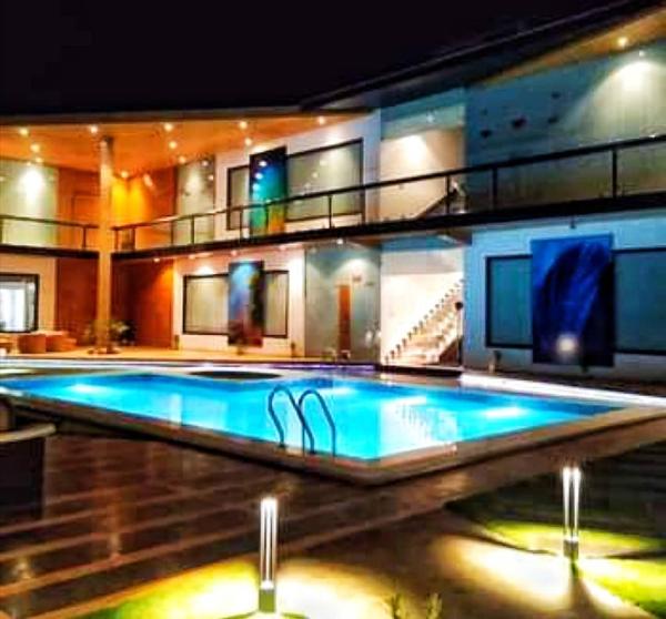 Na fotografii je vidět objekt The Ramaiya Resort And Restaurant nacházející se ve městě Losal.